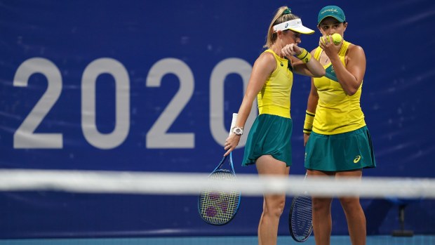 Ash Barty and Storm Sanders talk tactics.