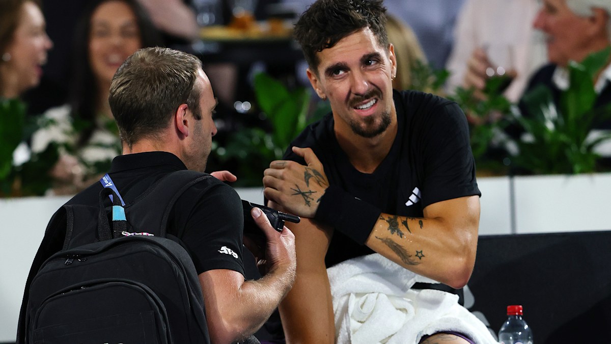 Busted Kokkinakis withdraws hours before match