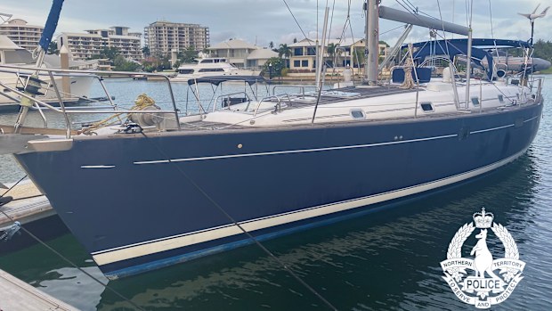 Sydney fugitive Mark Horne found in the hull of Darwin boat.