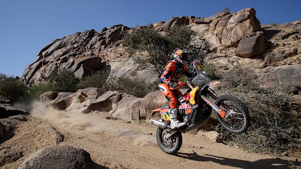 Rider Daniel Sanders competes during stage one of the Dakar Rally with start and finish in Bisha, Saudi Arabia, Saturday, Jan. 4, 2025. (AP Photo/Christophe Ena)