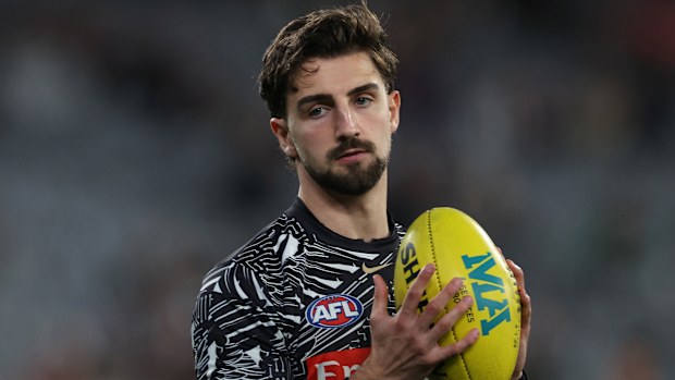 Josh Daicos of the Magpies warms up before the round 21 AFL match between Collingwood Magpies and Carlton Blues at Melbourne Cricket Ground, on August 03, 2024, in Melbourne, Australia. (Photo by Daniel Pockett/Getty Images)