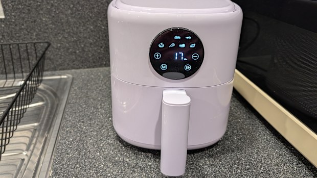 Kmart 2L mini air fryer