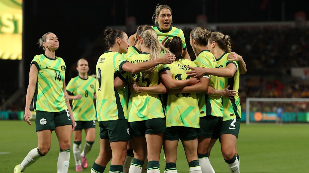 Australië Matildas verslaat Nieuw-Zeeland, resultaten, hoogtepunten, video, terugkeer van Sam Kerr, Hayley Raso, doelpunt Alanna Kennedy, commentaar van Joe Montemurro