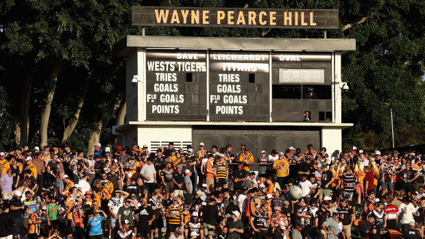Fans gather on Wayne Pearce Hill during the round one NRL match between the Wests Tigers and the Gold Coast Titans at Leichhardt Oval on March 05, 2023 in Sydney, Australia. (Photo by Cameron Spencer/Getty Images)