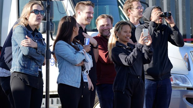 Observers watch Blue Origin's New Shepard rocket launch from its spaceport