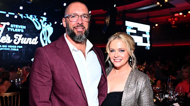 Mark Wilkerson and Melissa Joan Hart