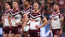Daly Cherry-Evans and Manly teammates react after conceding a try against the Roosters in their 2024 semi final clash.