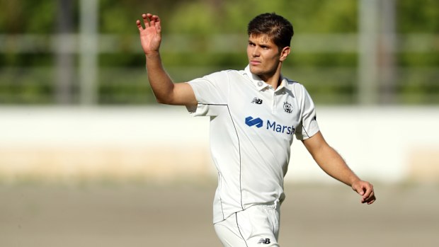 Aaron Hardie receives the ball during the Sheffield Shield match between Western Australia and South Australia.