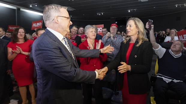 Anthony Albanese and Tasmanian Opposition Leader Rebecca White in 2022.