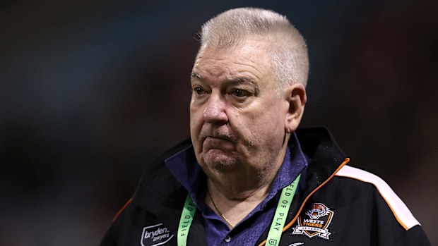 WOLLONGONG, AUSTRALIA - JUNE 07:  Shane Richardson, Wests Tigers CEO looks on ahead of the round 14 NRL match between St George Illawarra Dragons and Wests Tigers at WIN Stadium on June 07, 2024, in Wollongong, Australia. (Photo by Jason McCawley/Getty Images)