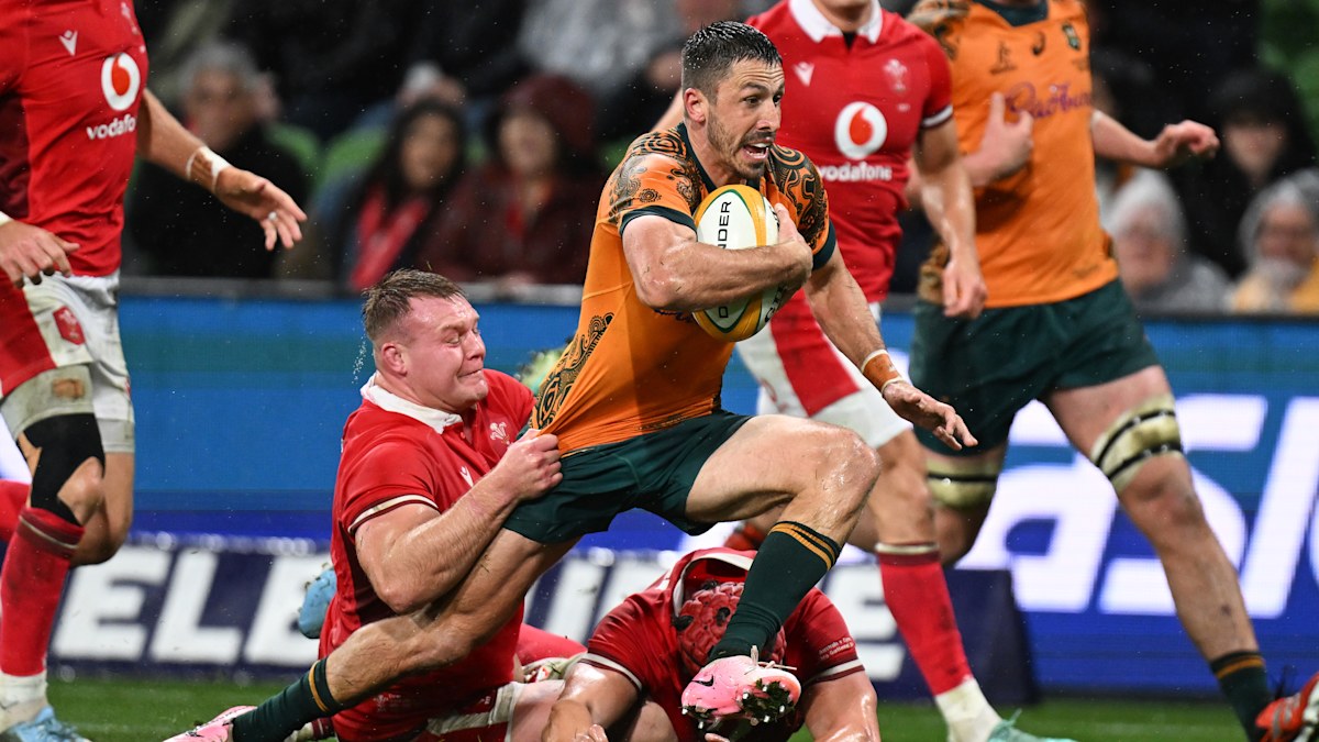 Rugby news 2025 | Jake Gordon Wallabies contract extension, Waratahs ...