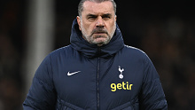 LONDON, ENGLAND - MARCH 16: Ange Postecoglou, the manager of Tottenham Hotspur during the Premier League match between Fulham FC and Tottenham Hotspur at Craven Cottage on March 16, 2024 in London, England.(Photo by Sebastian Frej/MB Media/Getty Images)