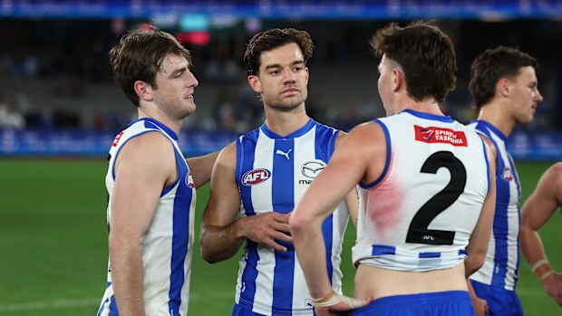 George Wardlaw, Jay Simpkin y Finn O'Sullivan de Canguros.