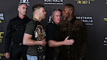 PERTH, AUSTRALIA - JULY 03: Dricus du Plessis - UFC middleweight champion and Israel Adesanya - No.2 UFC middleweight stare off during the UFC 305 On Sale Press Conference on July 03, 2024 in Perth, Australia. (Photo by Will Russell/Zuffa LLC)