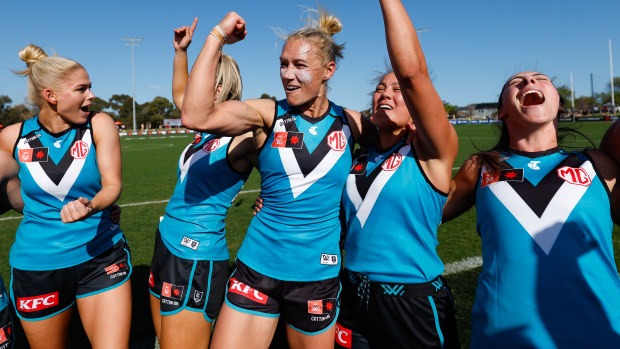Erin Phillips of the Power sings the team song after defeating St Kilda in round three of the 2023 AFLW season.