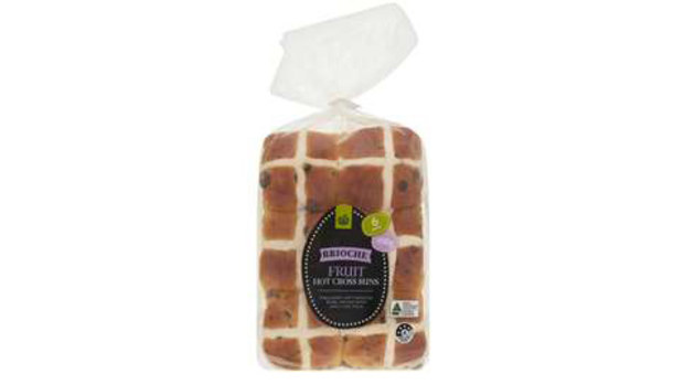 Woolworths Indulgent Brioche Fruit Hot Cross buns.