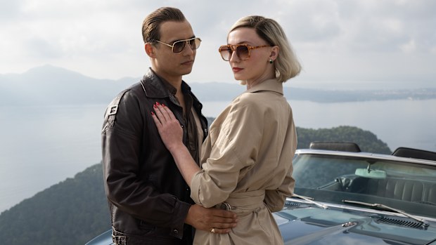 Joan S01E02 Frank Dillane as Boisie & Sophie Turner as Joan Hannington (c) Snowed-In Productions & All3Media International (16) Stan