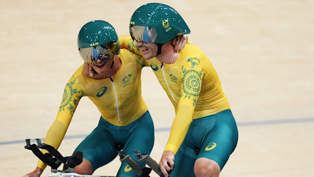 Oliver Bleddyn and Conor Leahy of Australia celebrate after breaking the world record.