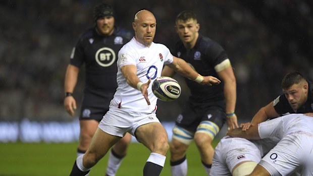 England halfback Willi Heinz in action at Murrayfield.