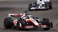 Kevin Magnussen driving the Haas F1 VF-22 Ferrari during the F1 Grand Prix of Bahrain.