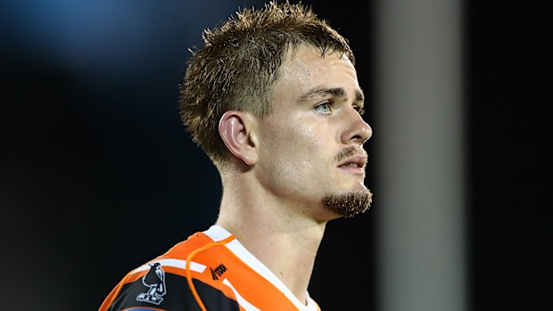 Lachlan Galvin in action for the Wests Tigers against the Warriors in round 4, 2025.
