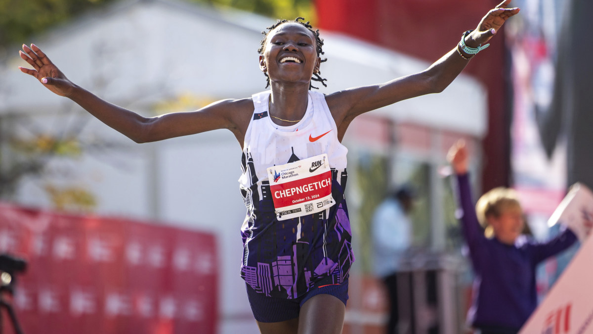 Chicago Marathon 2024 news, results, Ruth Chepngetich of Kenya breaks