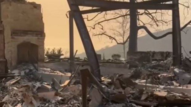 Ruins of Mel Gibson's Malibu home on NewsNation's Elizabeth Vargas Reports.