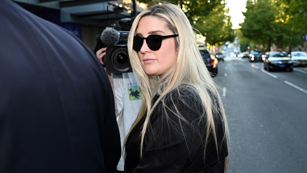 Gasps as ex-Christian charity worker avoids jail over abuse book | Nine ...