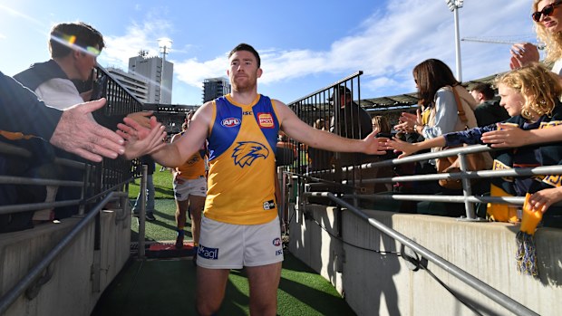Some fans had to wait two hours to get tickets. (Pic: AAP)