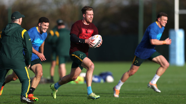 MANCHESTER, ENGLAND - NOVEMBER 16: Cameron Munster of Australia takes part in a Kangaroos Training Session at Carrington Training Ground on November 16, 2022 in Manchester, England. (Photo by Nathan Stirk/Getty Images)