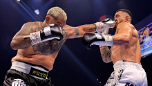 Mark Hunt turned the tide in the fourth round to defeat Sonny Bill Williams by knock-out.