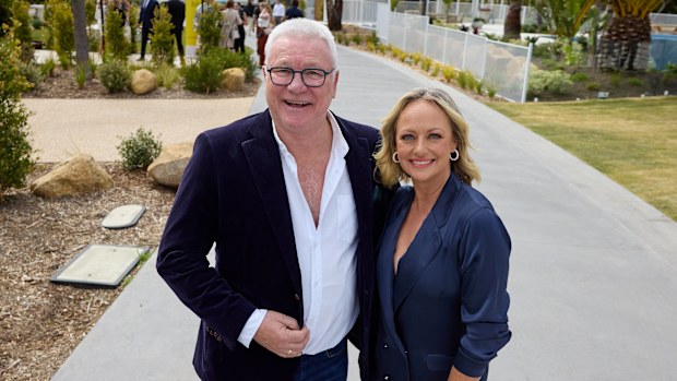 The Block 2024 Auction Day Arrivals on Phillip Island Scott Cam and Shelley Craft