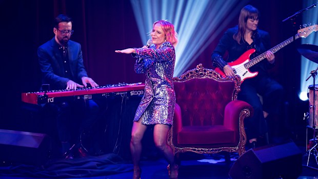 EMBARGO 25/8/2025 April 7 The Block 2025 Comedy Roast challenge. Her Majesty's Theatre Ballarat Shaynna Blaze 