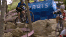 Loanna Lecomte crashes in the women's mountain bike race.