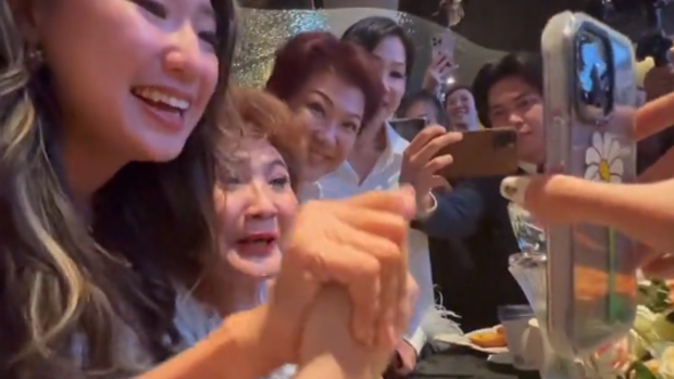 Janet Yeoh, Michelle Yeoh's mother and the actress' family celebrate over Facetime after her Oscars win.