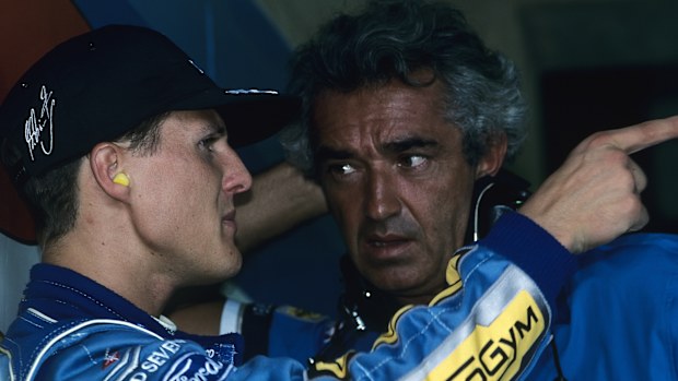 Michael Schumacher ve Flavio Briatore, 1994 Brezilya Grand Prix'sinde.