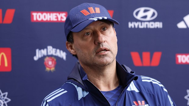 SYDNEY, AUSTRALIA - JULY 08: NSW Blues coach Laurie Daley speaks to the media during a NSW Blues State Of Origin Squad Captain's Run at Accor Stadium on July 08, 2025 in Sydney, Australia. (Photo by Darrian Traynor/Getty Images)