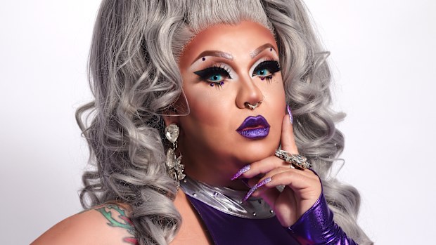 Molly Poppinz, RuPaul's Drag Race Down Under Season 2.
