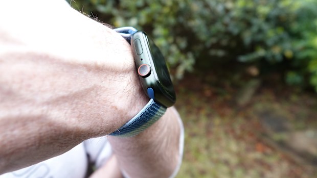 Because of the extra screen space, many functions of the watch are easier to access.