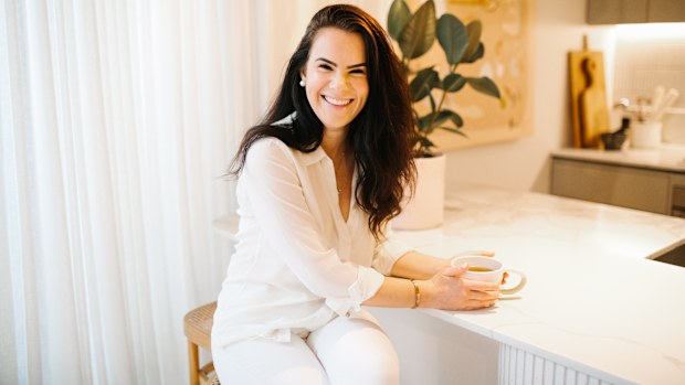 Victoria Devine, author of She's on the Money