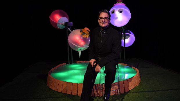 Australian performer Ignatius Jones has died in the Phillipines.