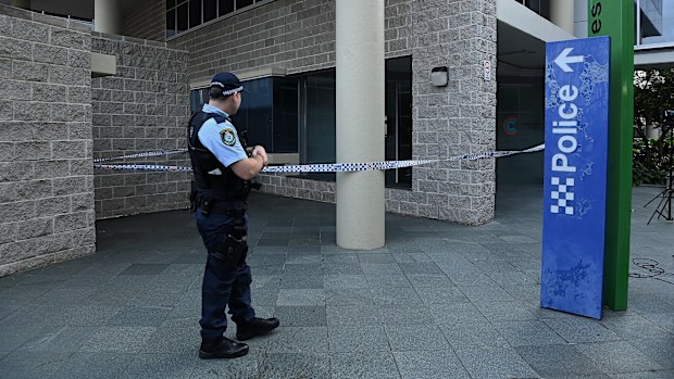 Sydney police shooting: Auburn police shoot dead man they say ...