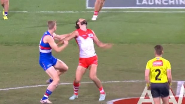 Brodie Grundy has mastered ruck positioning with the new rules.