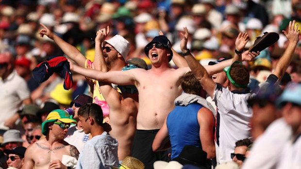 English fans celebrate.