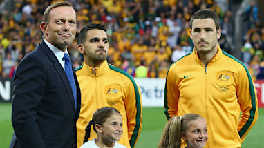 Aussie Prime Minister Tony Abbott was on hand for a personal rev-up.