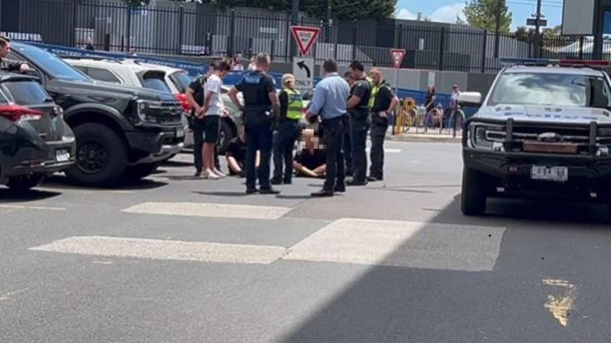 Melbourne news: Teen trio arrested after waving fake guns at public ...