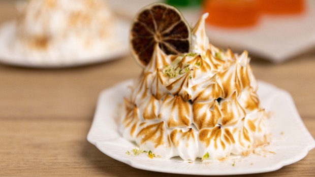 Jelly bombe Alaska has the perfect surprise filling