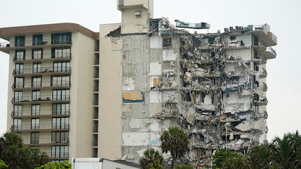 A Miami apartment building has collapsed, with dozens missing.