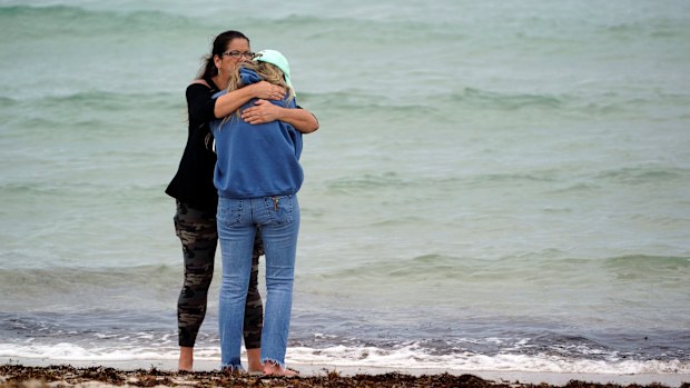 A Miami apartment building has collapsed, with dozens missing.