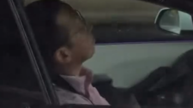Technically speaking, drivers using Tesla's autopilot mode are supposed to be "fully attentive".